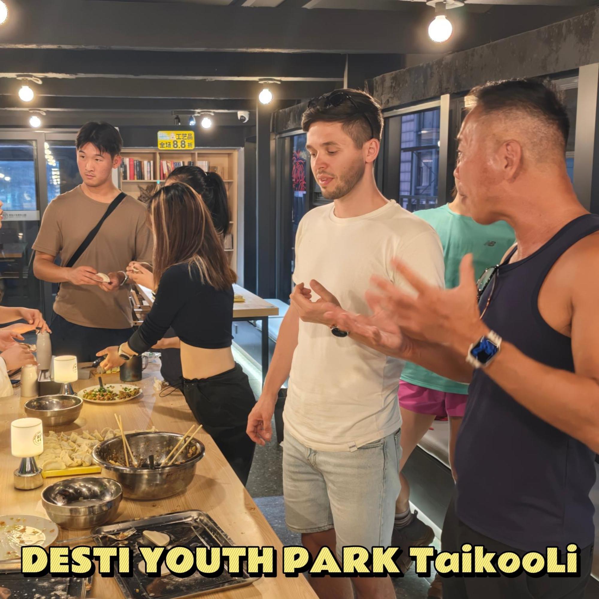 Chengdu Desti Youth Park Hostel Taikooli Dış mekan fotoğraf